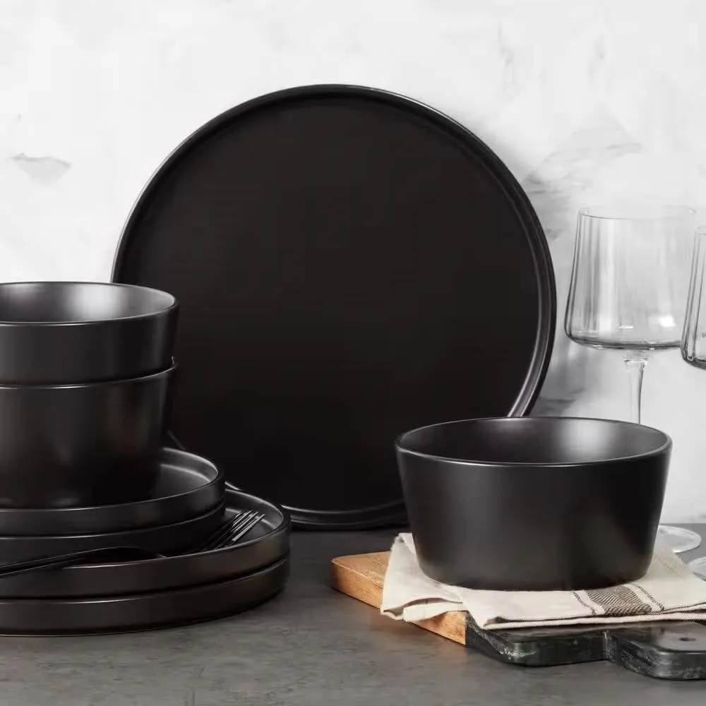 16-Piece Matte Black Stoneware Dinnerware Set - Service for 4