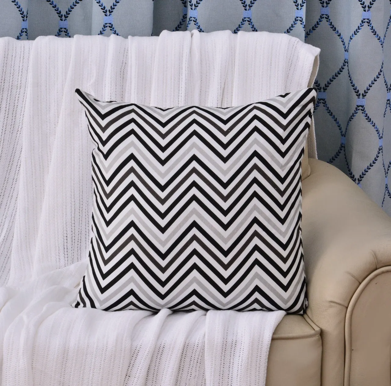 6 PCs Chevrons Digital Printed Duck Cushions