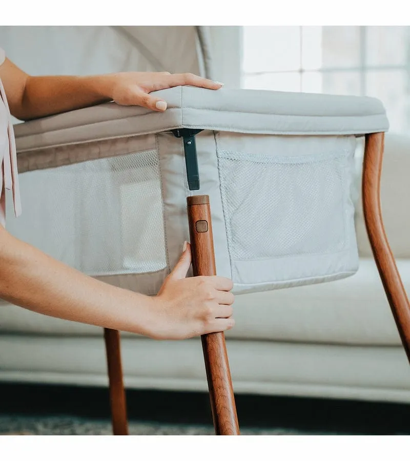 Chicco LullaGo Anywhere LE Portable Bassinet