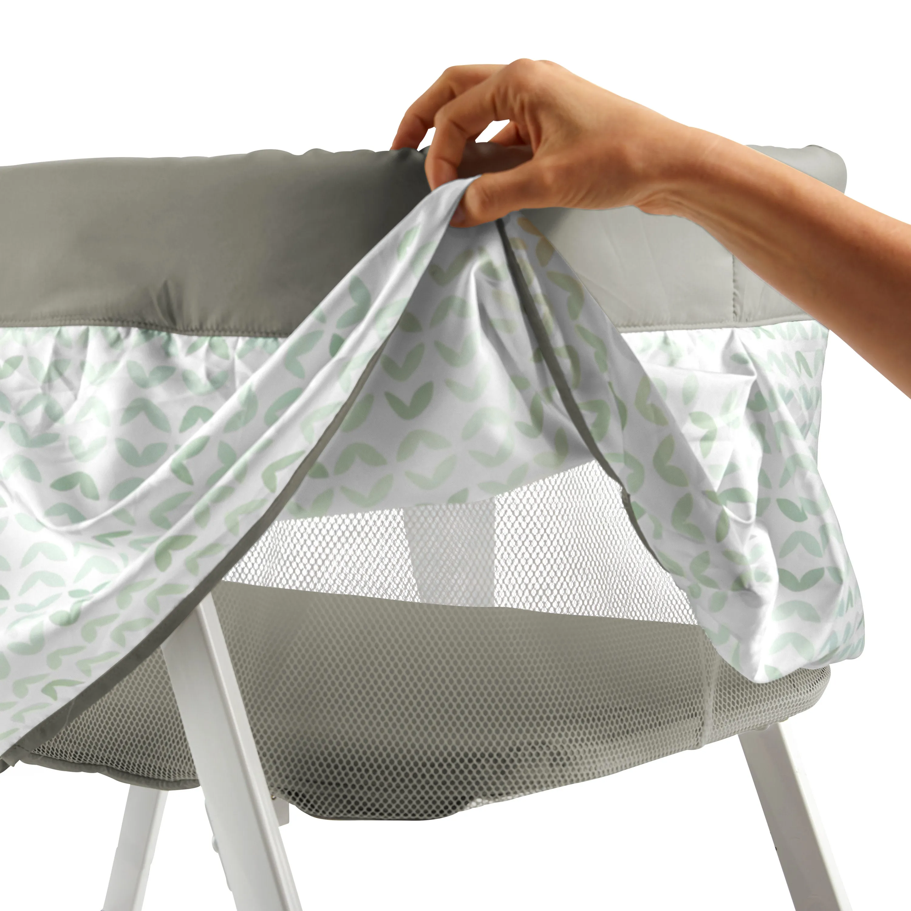 Ity by Ingenuity Snuggity Snug Soothing Vibrations Bassinet, Nimbu