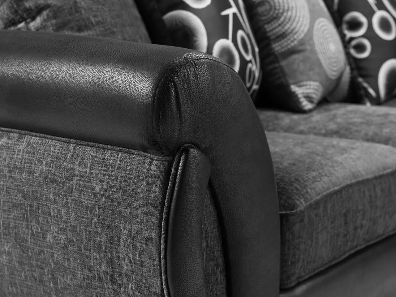 Shannon Sofa - Black/Grey Large Corner - 240 x 240 CM