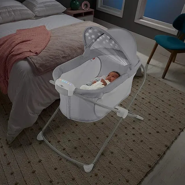 Soothing View Projection Bassinet – Rainbow Showers